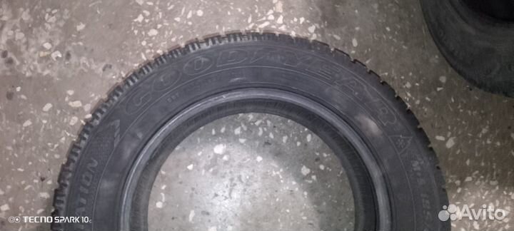 Goodyear UltraGrip 500 185/65 R15 185M