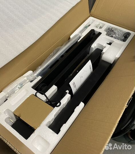 Стол для работы стоя / сидя с электроприводом