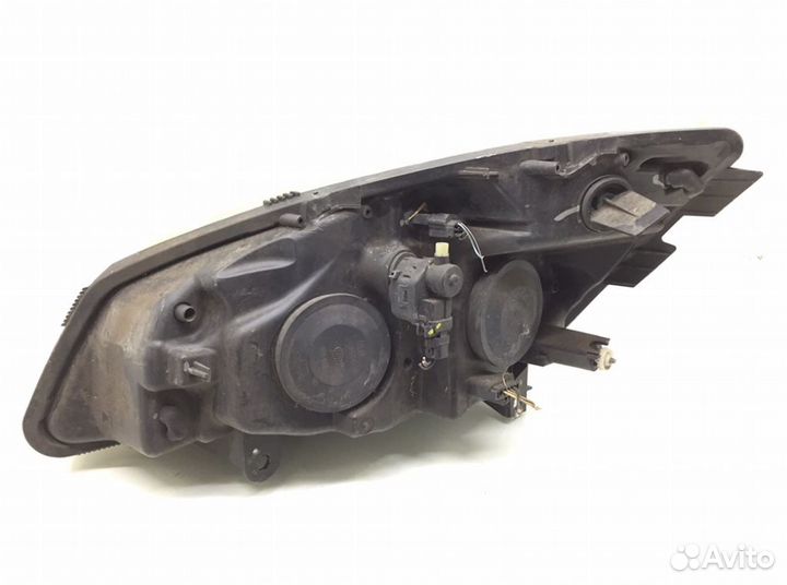 Фара Renault Scenic (2003-2009)