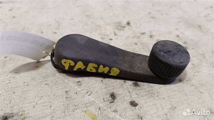 Ручка стеклоподъемника Skoda Fabia