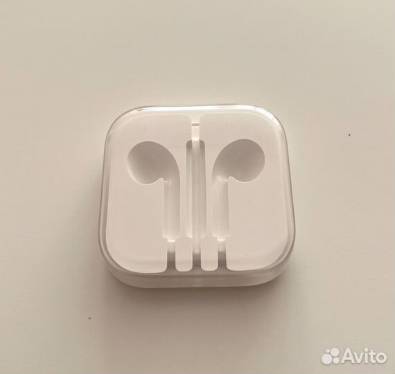 Чехол для наушников apple