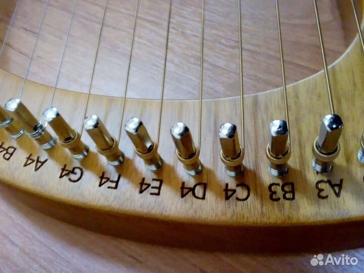 Лира музыкальный инструмент