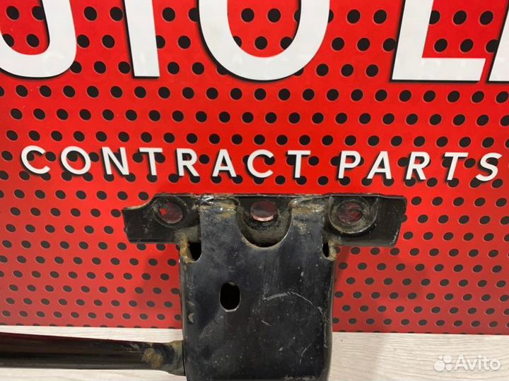 Крюк буксировочный Jeep Grand Cherokee WK2 2016