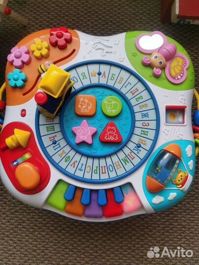 Развивающий музыкальный столик