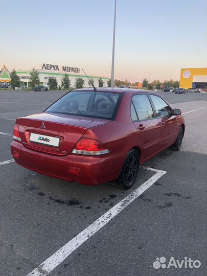 Mitsubishi Lancer 1.6 МТ, 2005, 300 000 км