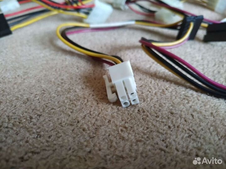 Кабель Display Port - Hdmi; DVI; VGA; Pcie-Molex