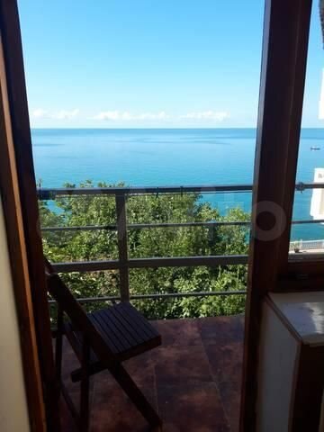 Комната 18 м² в 6-к., 1/1 эт.