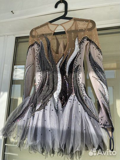 Платье на выступление по фигурному катанию