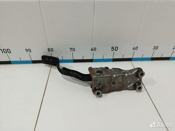 Педаль газа Discovery III 2004-2009