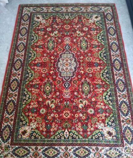 Ковер шерстяной