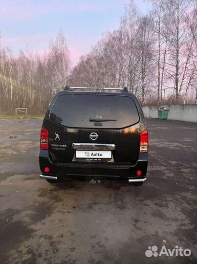 Nissan Pathfinder 2.5 AT, 2011, 202 000 км