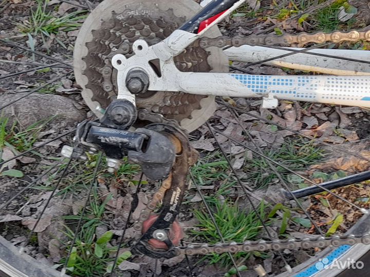 Велосипед десна метеор