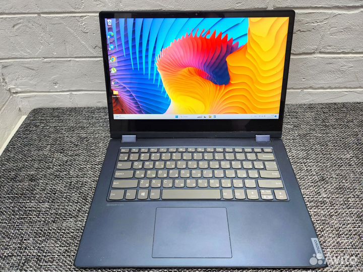 Ноутбук Lenovo