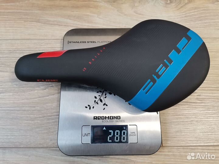 Седло от велосипеда Cube