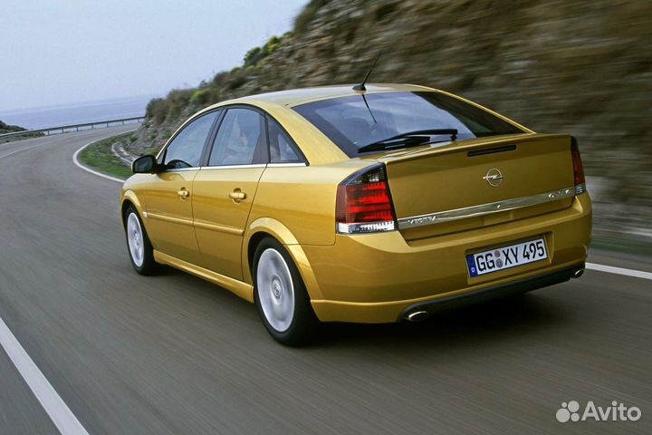 Задний левый стоп opel vectra C