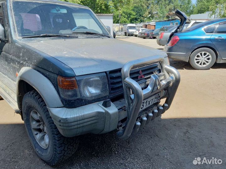 Крышка капота Паджеро 2