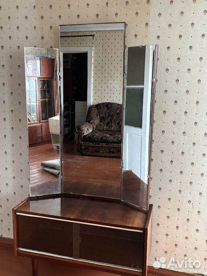 Продам трельяж