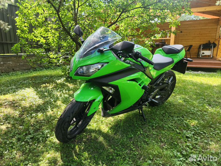 Kawasaki Ninja 300