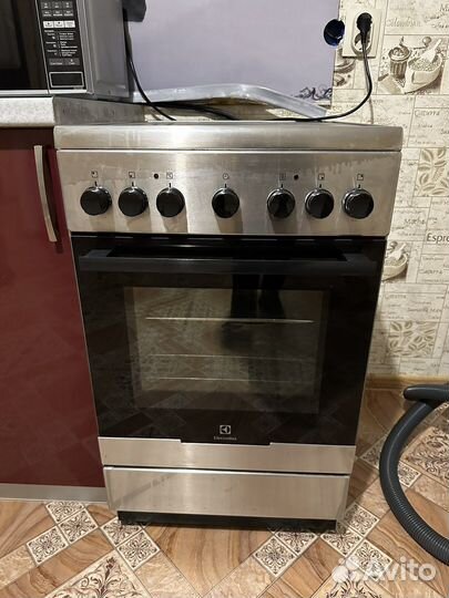 Плита электрическая стеклокерамика бу