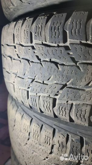 Nokian hakkapeliitta 215 65 16C зима колеса 4 шт