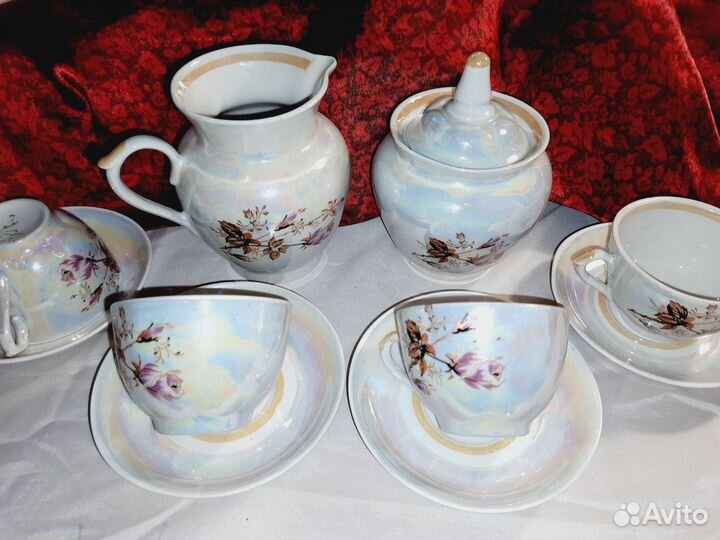 Сервизы чайные, кофейные