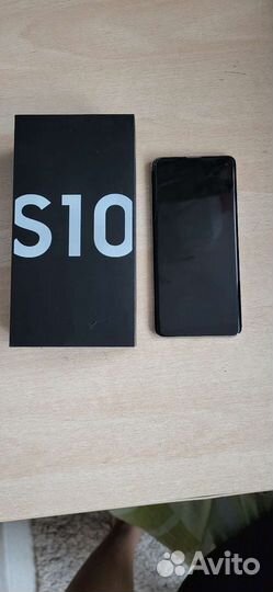 Samsung Galaxy S10, 8/128 ГБ