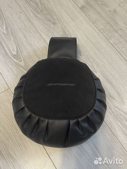 Подушка на подголовник автомобиля