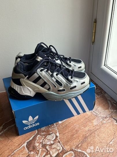 Кроссовки женские adidas