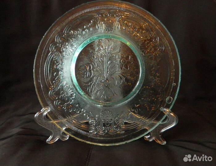 Антикварная тарелка