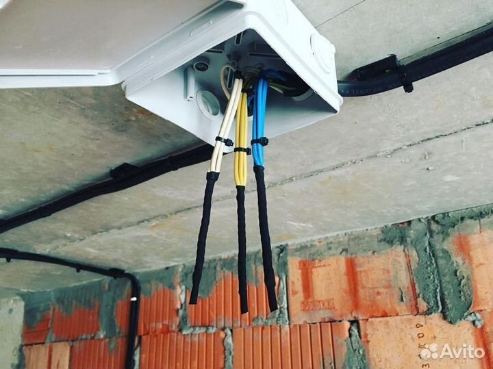 Электрик. Замена розеток