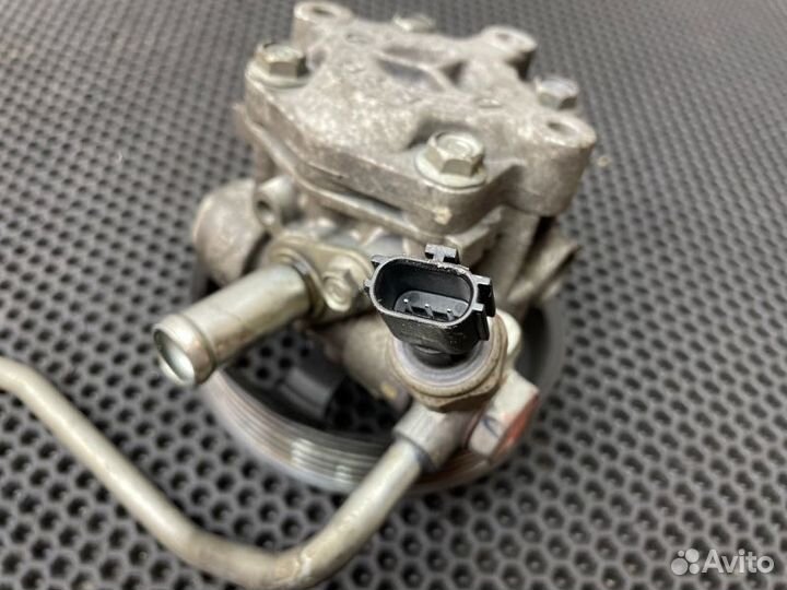 Насос гур Mitsubishi Outlander CW5W 4B12 2.4 2006