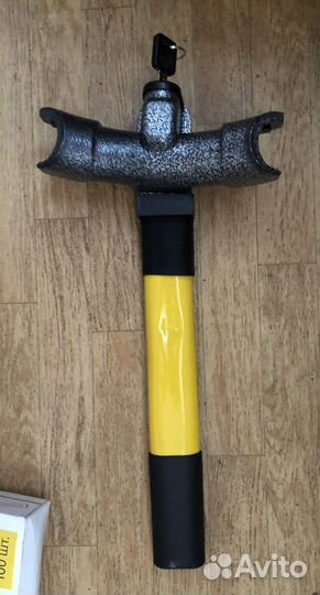 Блокиратор на руль автомобиля