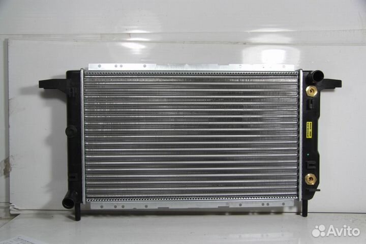 Радиатор охлаждения Ford Scorpio Sierra dohc OHC