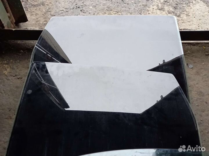 Стекло двери nissan note E11