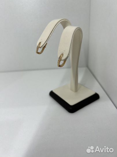Золотые серьги
