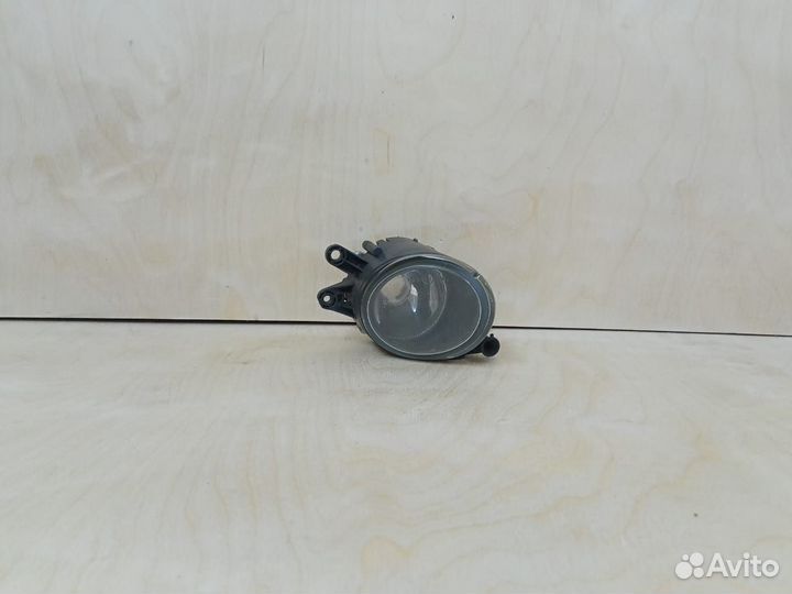 Фара противотуманная правая Audi A4 B7