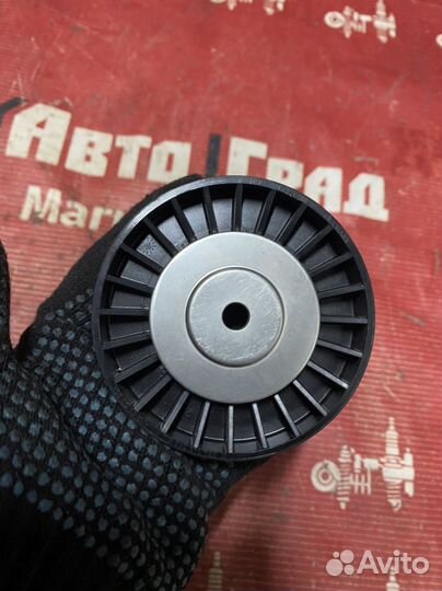 Volkswagen transporter Ролик обводной