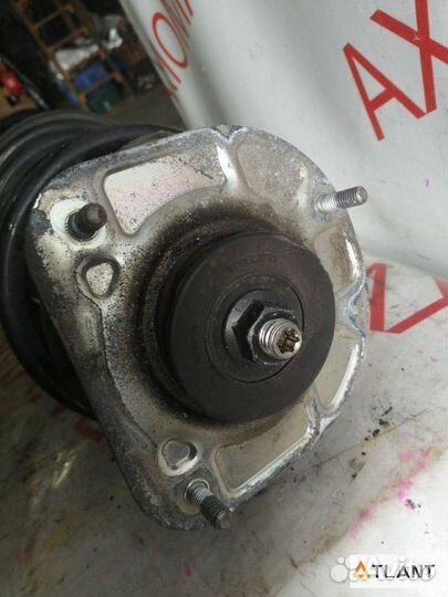 Стойка подвески передний правый volvo V70