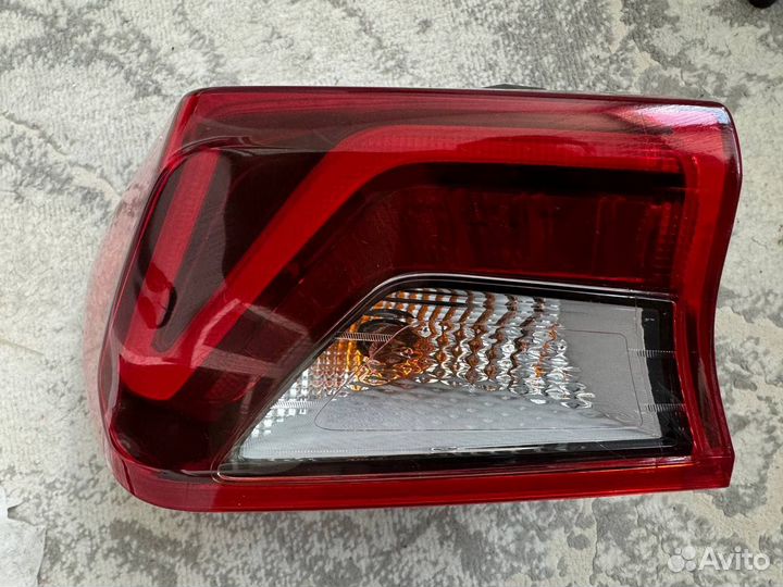 Фонарь задний левый Kia K5 92401L2100