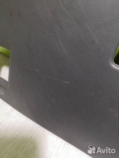 Накладка декоративная Сузуки Балено 98-07