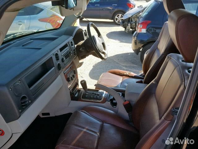Разбор на запчасти Jeep Commander
