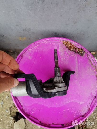 Моторчик заднего дворника