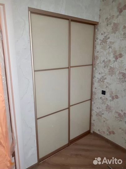 Двери купе в нишу