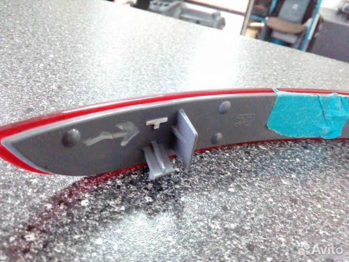 Катафот заднего бампера правый Mercedes Gle