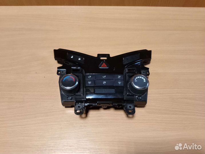 Блок управления климатом Chevrolet Cruze 6205