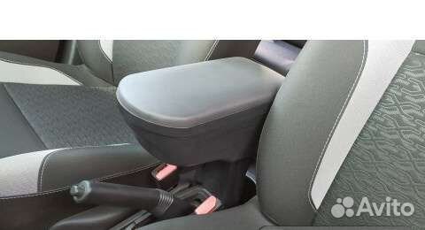 Подлокотник 