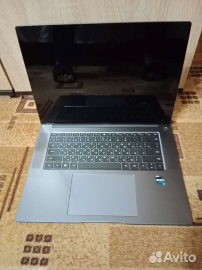 Huawei matebook