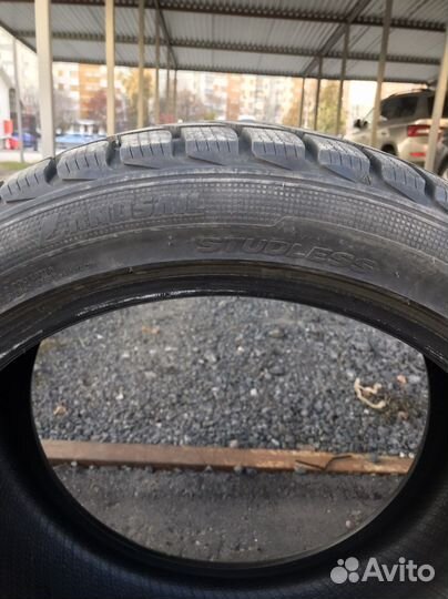 Landsail Winter Lander 235/45 R18
