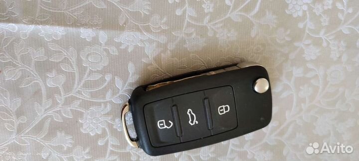 Выкидной ключ на skoda fabia