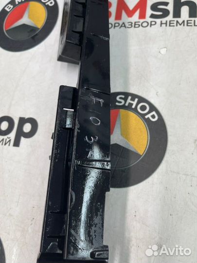 Кронштейн порога задний правый Bmw 523I F10 N52B25